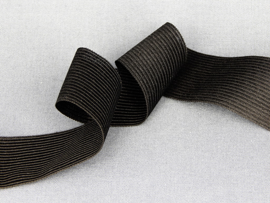 картинка Тесьма вязаная окантовочная цветная 32мм с2592 АО «Лента»